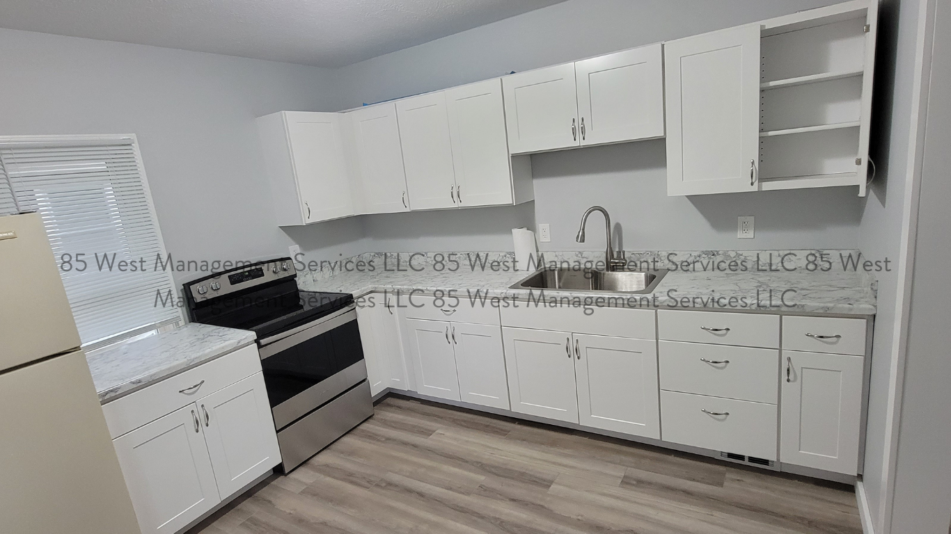 1039 Tamarack Avenue Northwest - 2